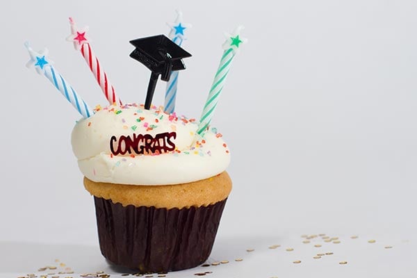 college graduation cup cake celebration