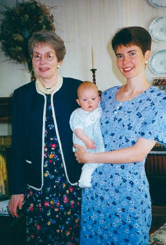 betsy with mom and daughter