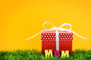 Mother's Day mom gift ideas free presents cheap