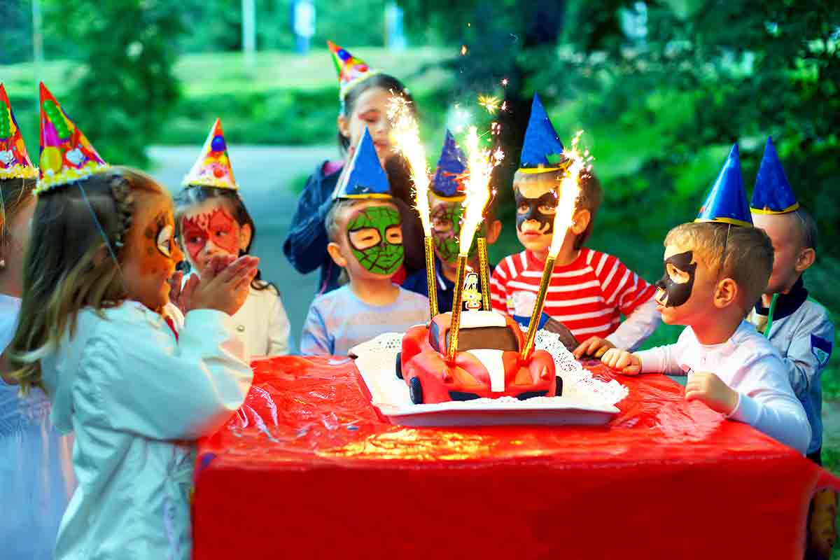 Organizing a Summer Party for Kids: Fun and Safe Ideas