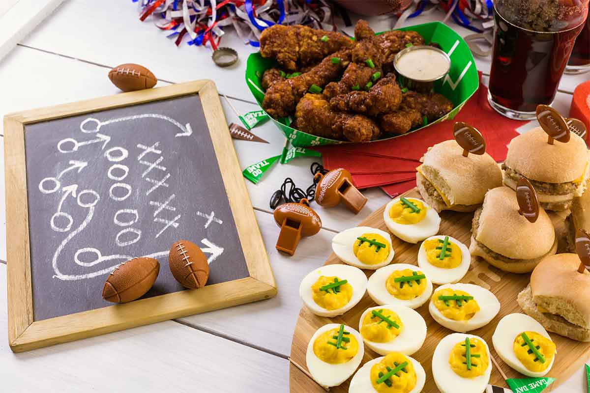 Super Bowl party ideas, decorations, games, serveware - Sports